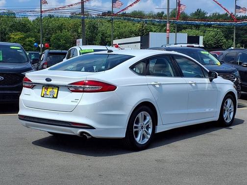 2018 Ford Fusion SE