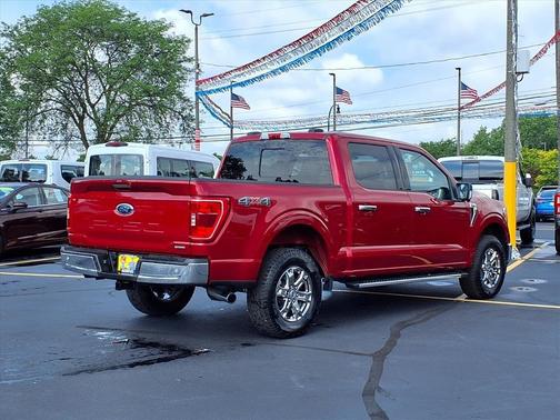 Rapid Red Metallic Tinted Clearcoat 2022 Ford F-150 XLT