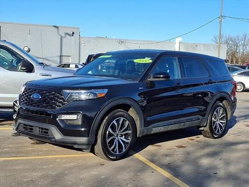 2022 Ford Explorer ST-Line