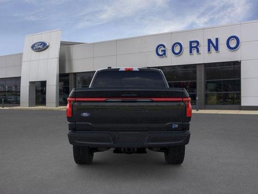 2025 Ford F-150 Lightning LARIAT
