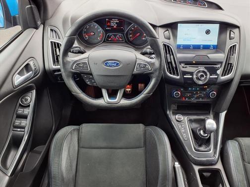 2016 Ford Focus RS Base