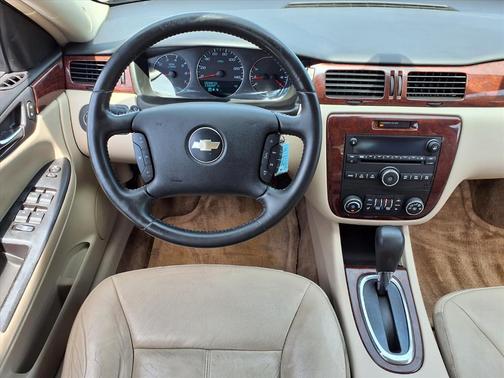 Gold Mist Metallic 2009 Chevrolet Impala LT
