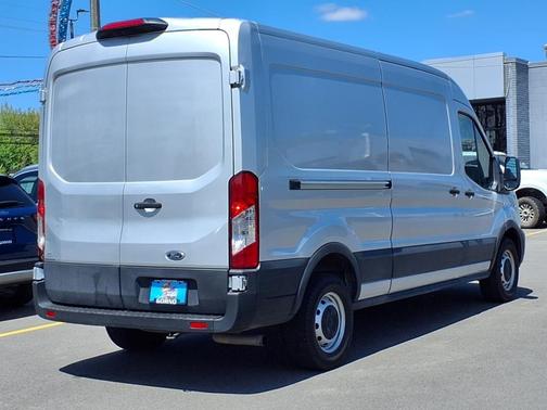 2021 Ford Transit-250 Base