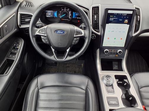 Forged Green Metallic 2023 Ford Edge SEL