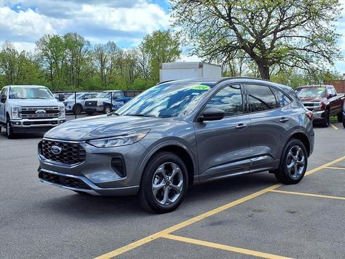 Carbonized Gray Metallic 2024 Ford Escape ST-Line