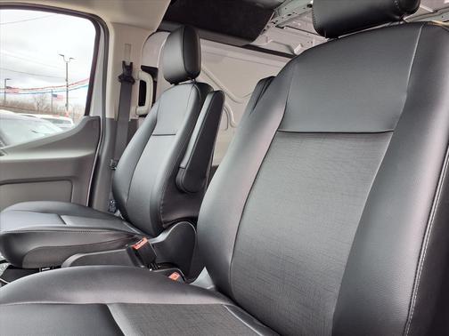 Oxford White 2024 Ford Transit-250 Base