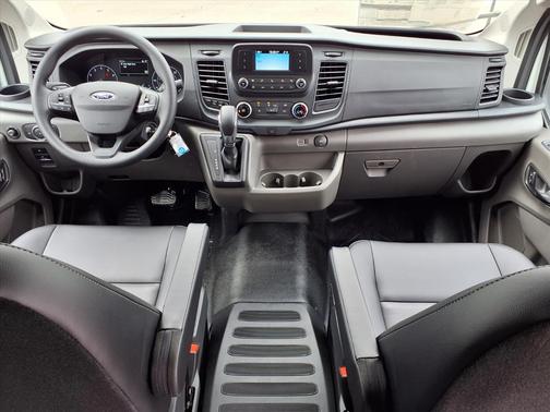 Oxford White 2024 Ford Transit-250 Base