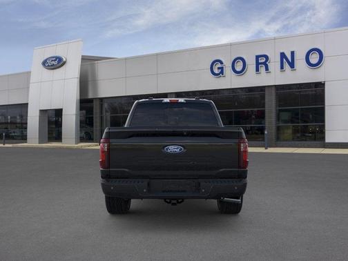 Agate Black 2026 Ford F-150 XLT