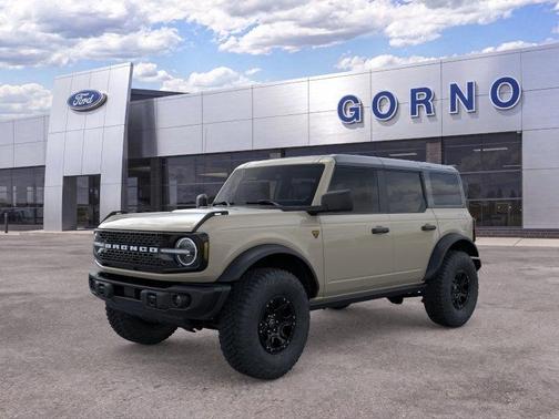 Desert Sand 2026 Ford Bronco Badlands