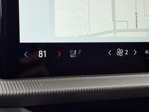 Star White 2025 Ford Explorer Active