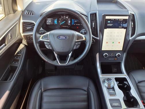 Carbonized Gray Metallic 2023 Ford Edge SEL