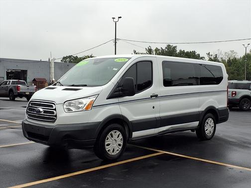 Oxford White 2018 Ford Transit-150 XLT