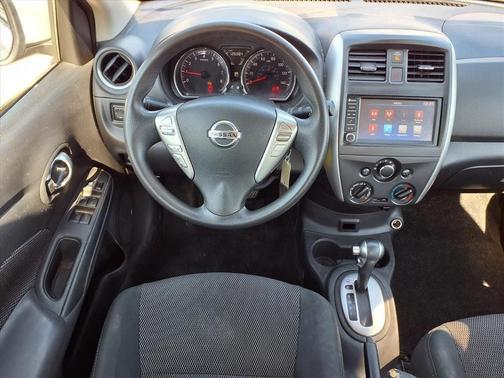 2019 Nissan Versa 1.6 SV