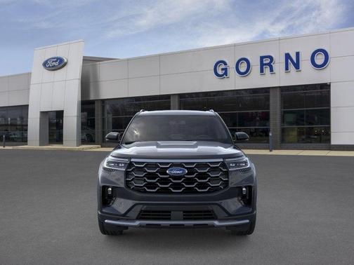 Agate Black 2026 Ford Explorer Platinum