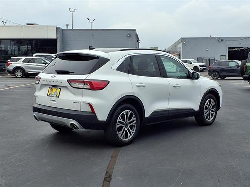 Oxford White 2020 Ford Escape SEL