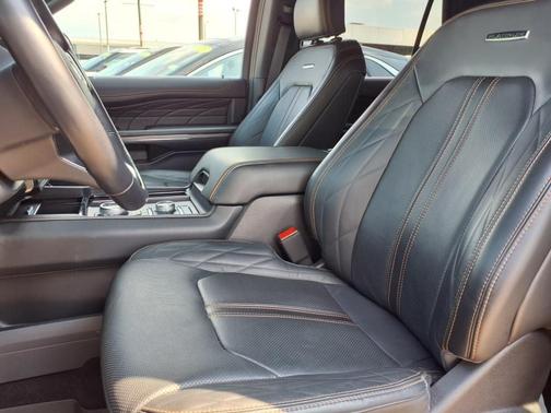 2023 Ford Expedition Platinum