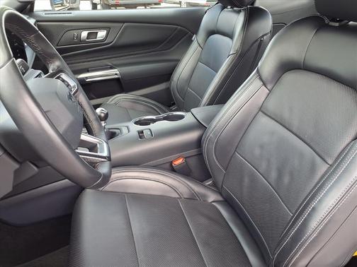Oxford White 2024 Ford Mustang GT Premium