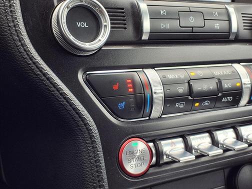 2022 Ford Mustang EcoBoost Premium