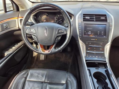 2013 Lincoln MKZ Base