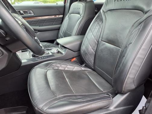 2019 Ford Explorer Platinum