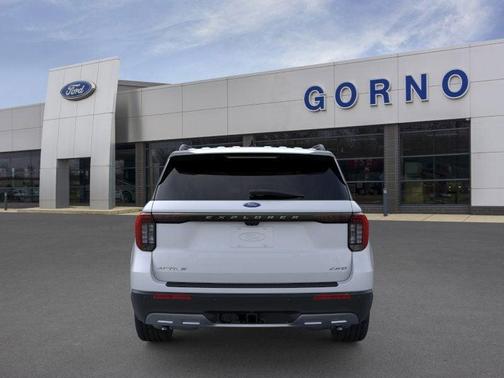 Space White Metallic 2026 Ford Explorer Active