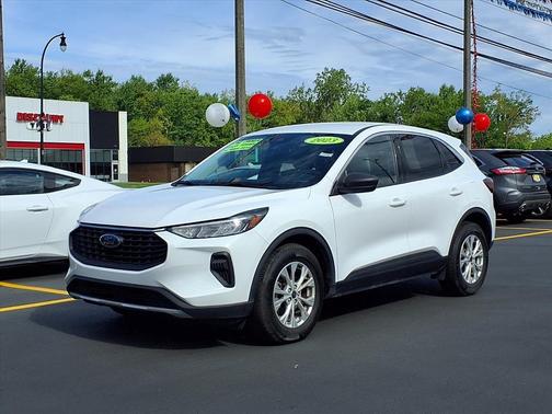 Oxford White 2023 Ford Escape Active