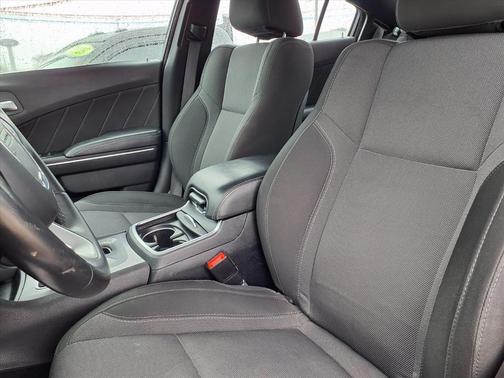 2017 Dodge Charger SXT