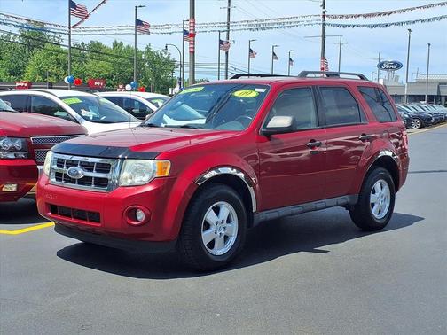 Red 2009 Ford Escape XLT
