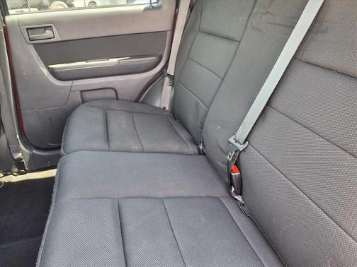 Red 2009 Ford Escape XLT