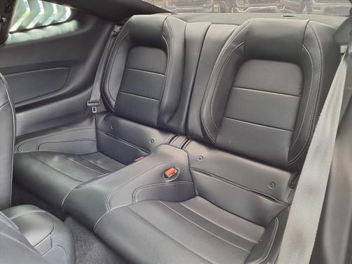 Oxford White 2021 Ford Mustang EcoBoost Premium