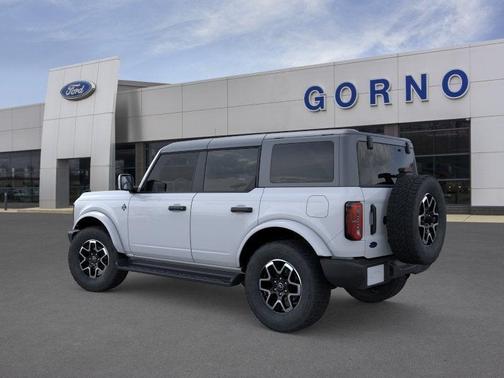 Oxford White 2026 Ford Bronco Outer Banks