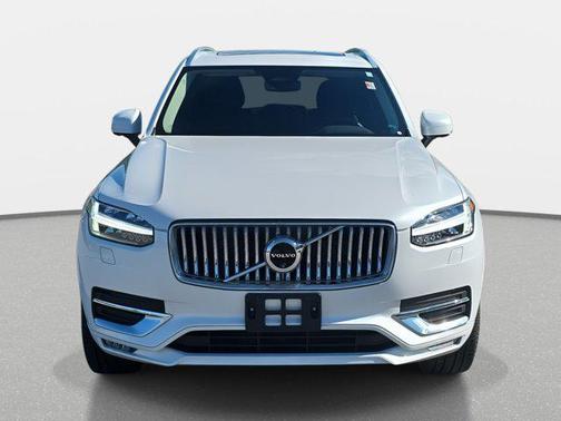 2024 Volvo XC90 B6 Plus Bright Theme 7-Seater