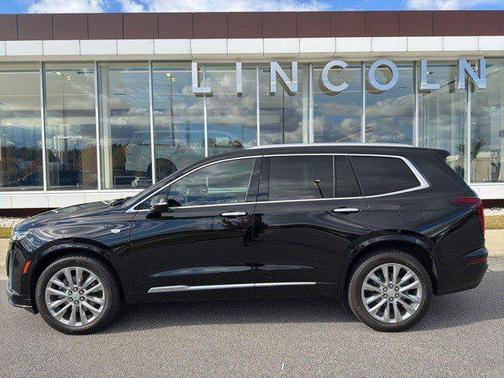 2023 Cadillac XT6 Premium Luxury AWD