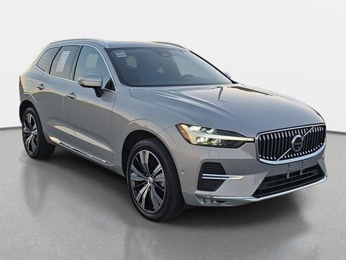 2023 Volvo XC60 B5 Plus Bright Theme