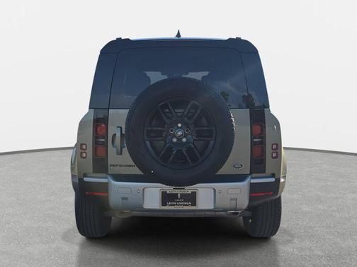 2022 Land Rover Defender 110 S