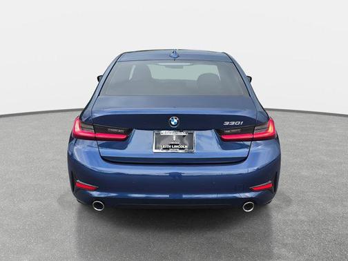 2022 BMW 330 330i