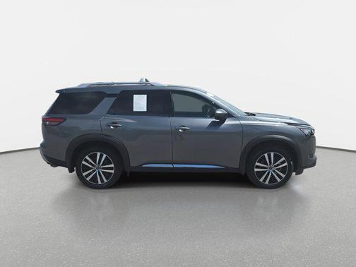 2024 Nissan Pathfinder Platinum FWD