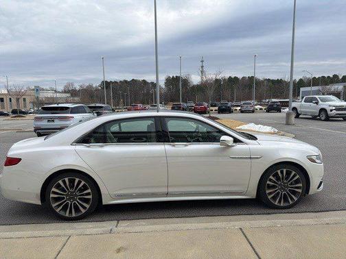 2019 Lincoln Continental Reserve