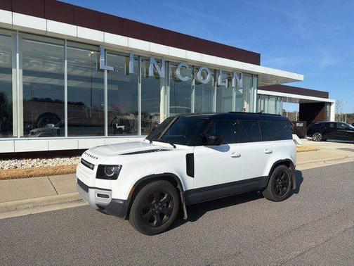 2025 Land Rover Defender 110 P300