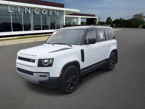 2025 Land Rover Defender 110 P300