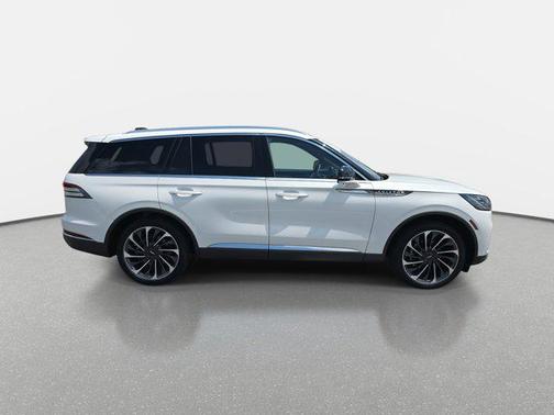2025 Lincoln Aviator Reserve AWD