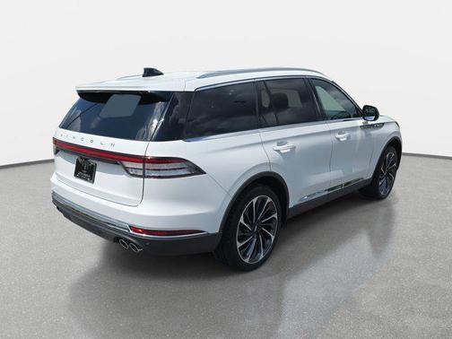 2025 Lincoln Aviator Reserve AWD