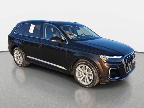 2025 Audi Q7 55 Prestige