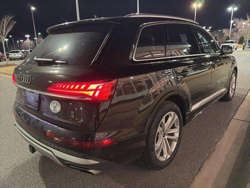 2025 Audi Q7 55 Prestige