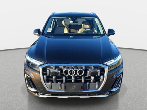 2025 Audi Q7 55 Prestige