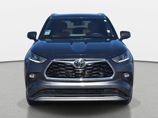 2024 Toyota Highlander Platinum