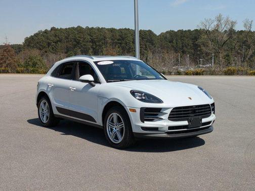 2021 Porsche Macan Base