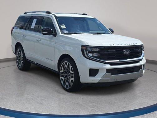 Star White 2025 Ford Expedition Platinum