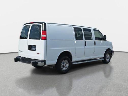 2023 GMC Savana 2500 Work Van