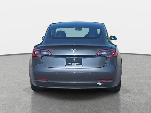 2019 Tesla Model 3 Mid Range